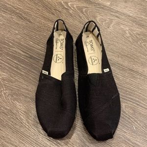 Toms women’s size 7